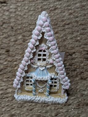 NEW! Christmas Gingerbread House Pink Pastel Light Up Holiday Tabletop Decor